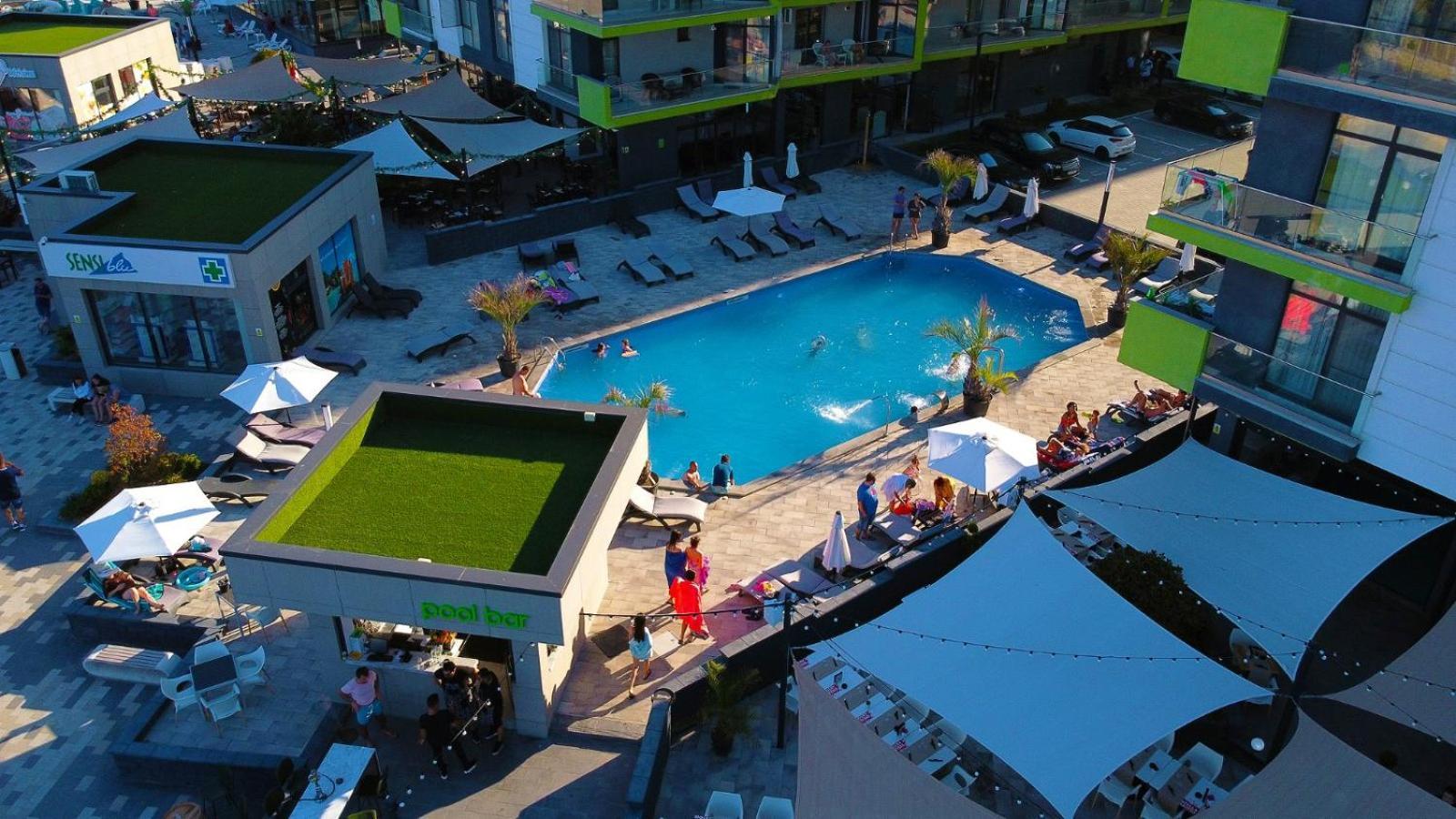 Evelyn'S Apartment Spa&Pool Beach Resort Mamaia Buitenkant foto