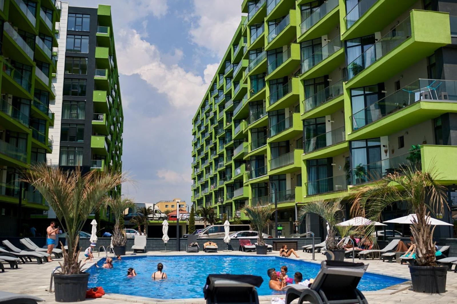 Evelyn'S Apartment Spa&Pool Beach Resort Mamaia Buitenkant foto