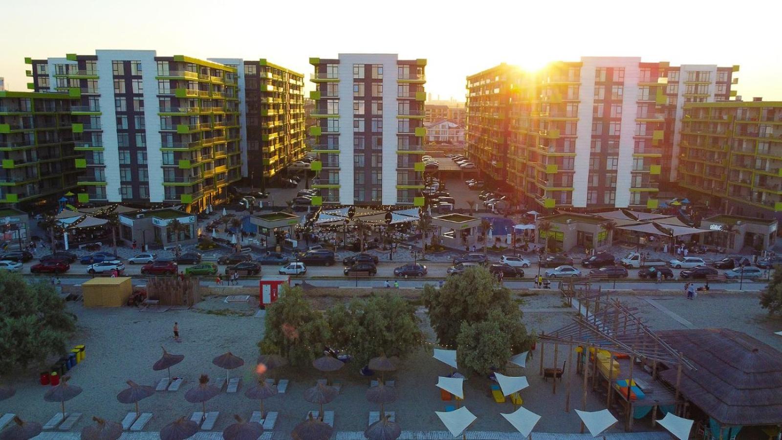 Evelyn'S Apartment Spa&Pool Beach Resort Mamaia Buitenkant foto