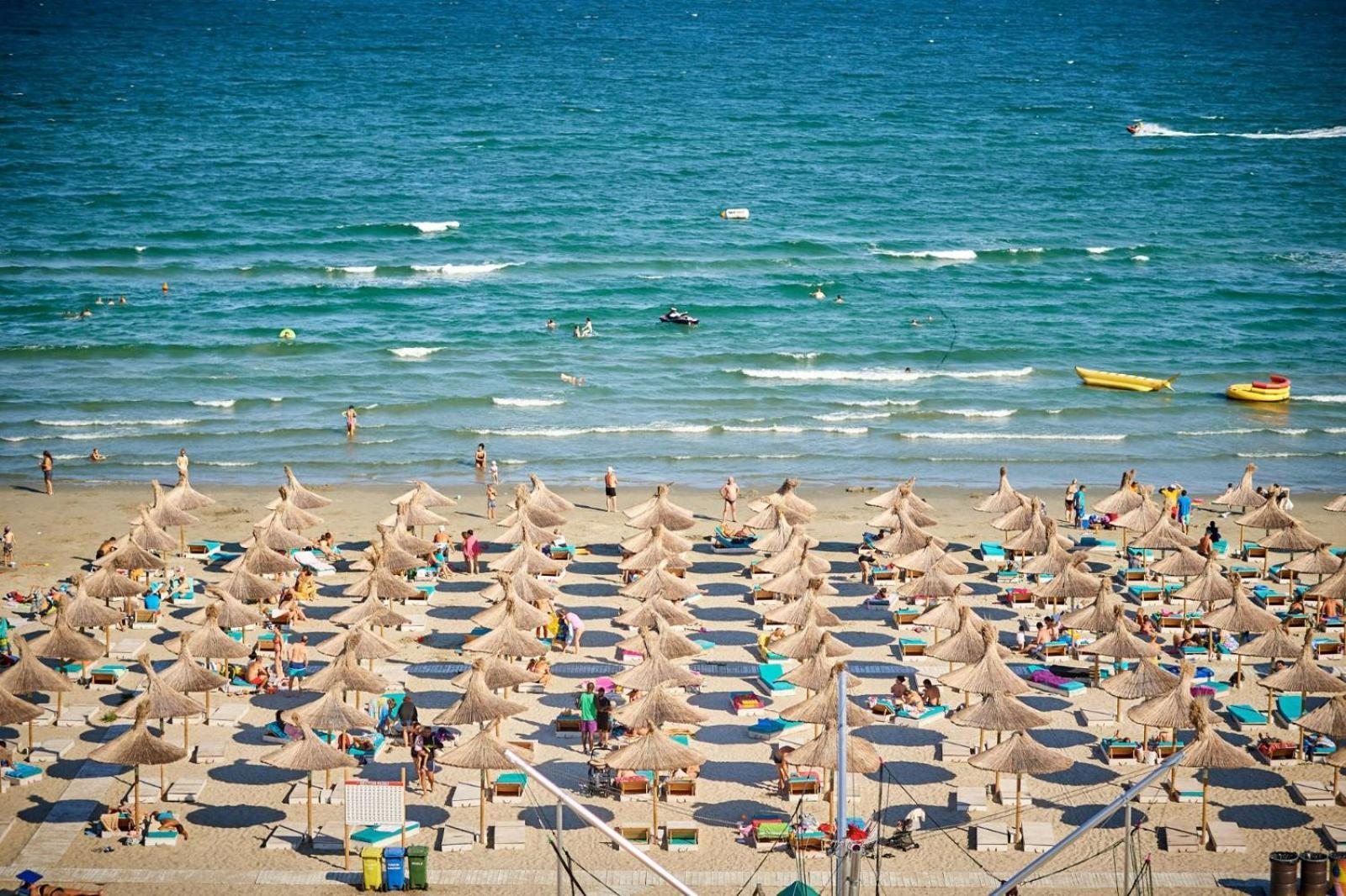 Evelyn'S Apartment Spa&Pool Beach Resort Mamaia Buitenkant foto